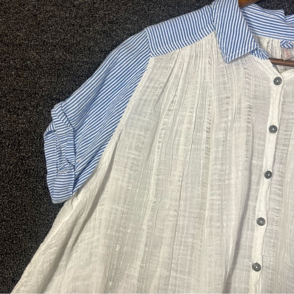 Free People White and Blue Loose Button-Up Blouse 100% Cotton, Women’s Large - Picture 3 of 9